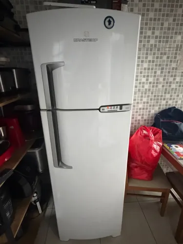 Geladeira/Refrigerador Brastemp Frost Free Duplex - 378L BRM42 EBBNA 2 Branco