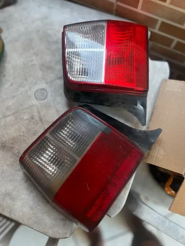 Par de farol traseiro uno 2004 a 2015