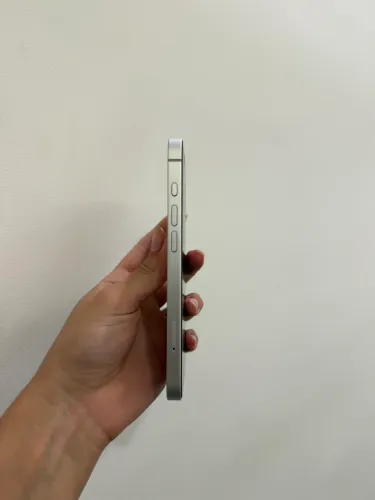 iPhone 16e + 94% bateria + Com caixa e nota 