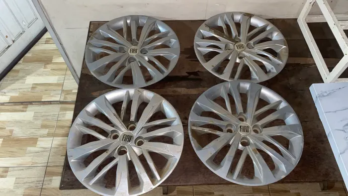 Calotas aro 14/15 Fiat