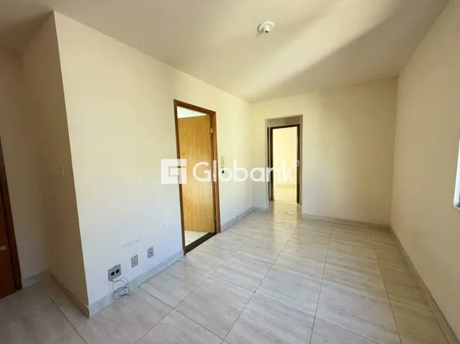 Apartamento 3 quartos para aluguel Canelas 54m² Montes Claros MG