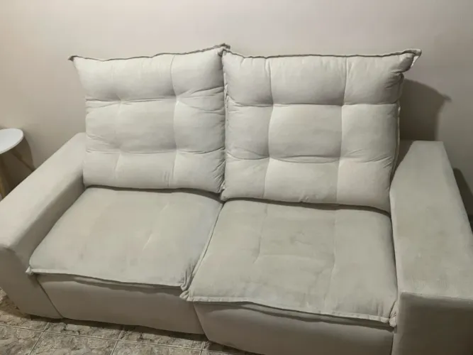 Sofá retrátil e reclinável em suede bipartido