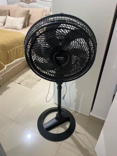 Ventilador Britânia coluna 110v