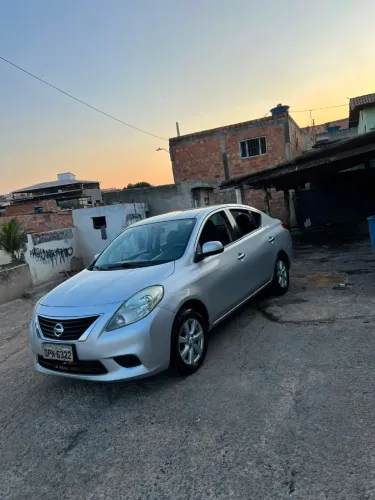 Nissan Versa SL 1.6 16V Flex Fuel 4P Mec. 2013