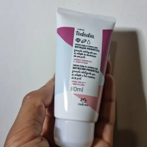 creme desodorante nutritivo para o corpo tododia amora vermelha e jabuticaba 80ml val:5/26