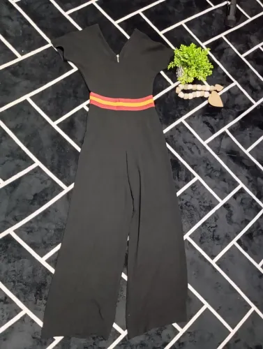 Macacão Pretinho Básico 36