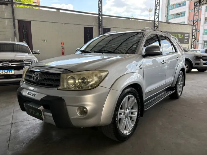 Toyota Hilux SW4 2.7 16V 2010