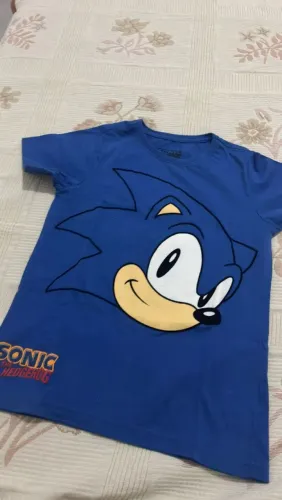 Camisa do Sonic tamanho 7/8