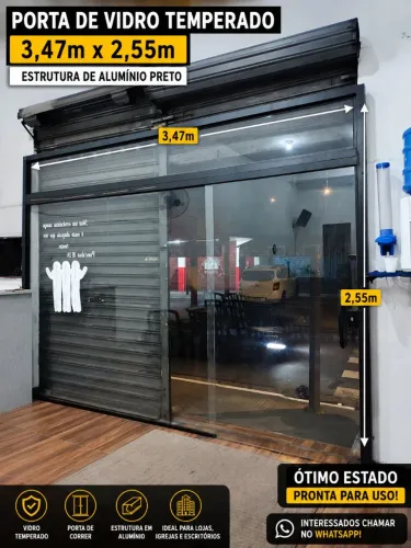 Porta de Vidro Temperado Fachada Comercial 3,47x2,55 com Estrutura de Alumínio
