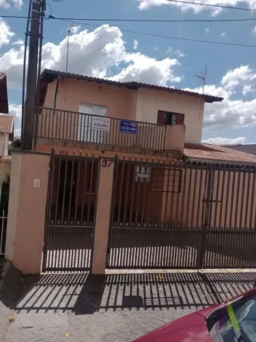 Sobrado em Bairro Tradicional em São Roque!