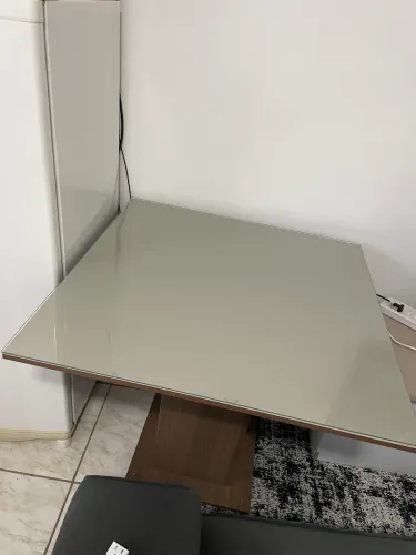 Mesa pequena