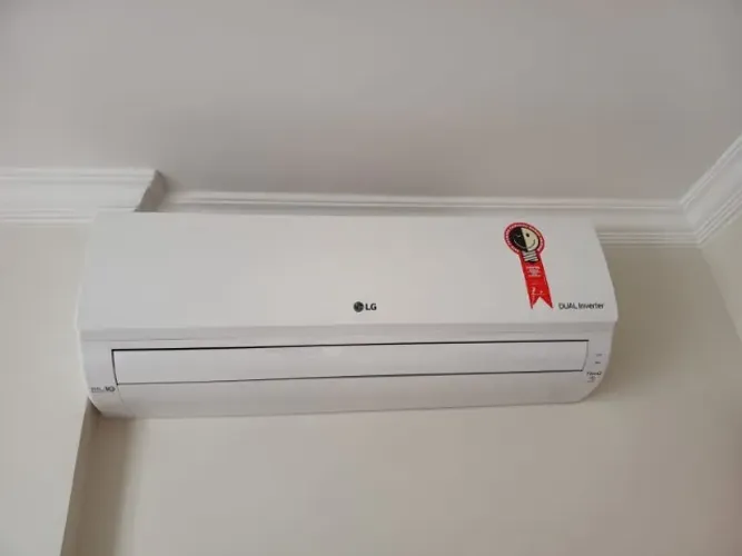 AR CONDICIONADO SPLIT LG DUAL Inverter VOICE