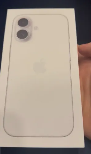 iPhone 17