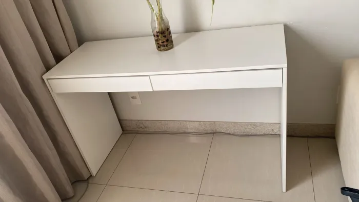 Mesa de estudo/trabalho