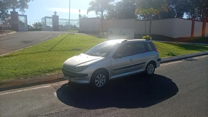 Peugeot 206 SW Presence 1.4/ 1.4 Flex 8V 5P 2005