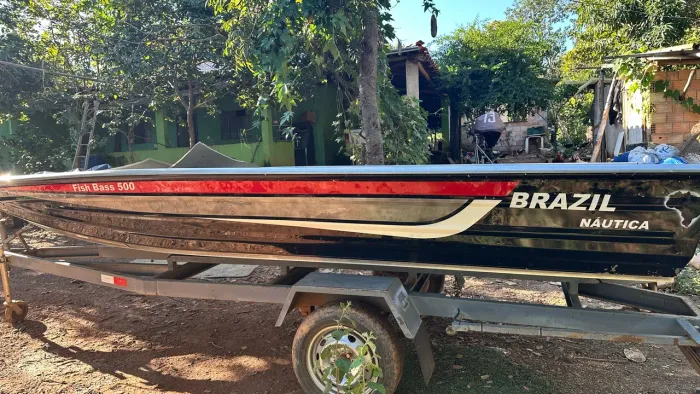 Vendo barco praticamente novo