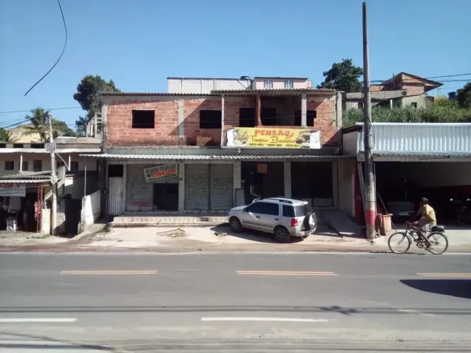 Vendo 3 lojas grandes e 4 kitnet na estrada de madureira, próximo a praça de cabuçu