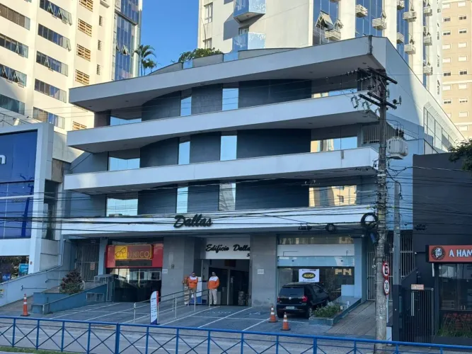 SALA COMERCIAL em SOROCABA - SP, PARQUE CAMPOLIM