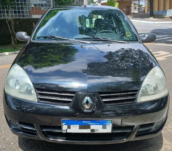 Renault Clio Hi-flex 1.0 16V 5P 2011