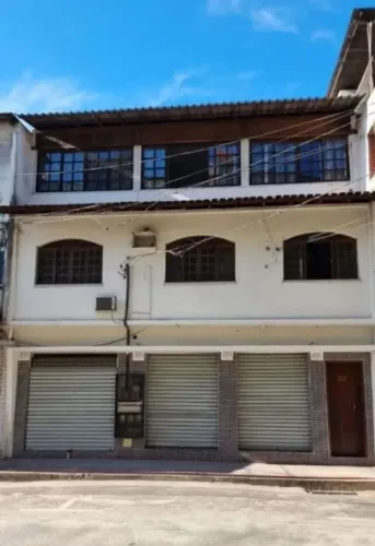 Prédio comercial com 03 andares na Glória, excelente oportunidade para Fábrica.
