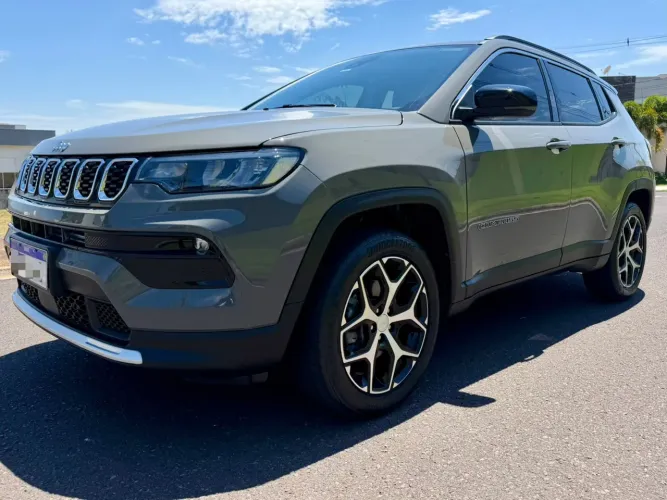 Jeep Compass Long. T270 1.3 TB 4X2 Flex AUT 2026