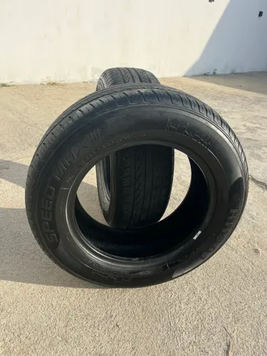 Pneu 215/65/16r