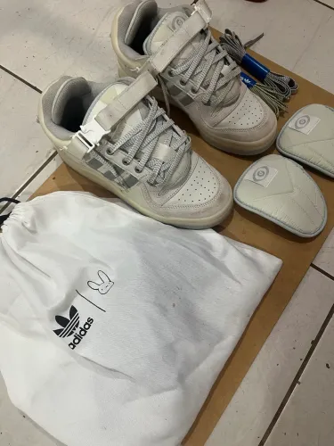 Forum low x bad bunny white