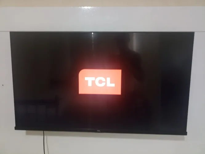 SMART TV 40 POLEGADAS ANDROID, bordas infinita, imagem 4K valor (899) NÃO aceito oferta 
