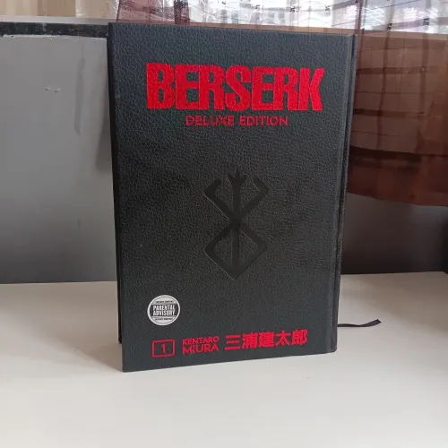 Berserk Deluxe Volume 1
