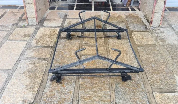 Rack para transporte de escadas.