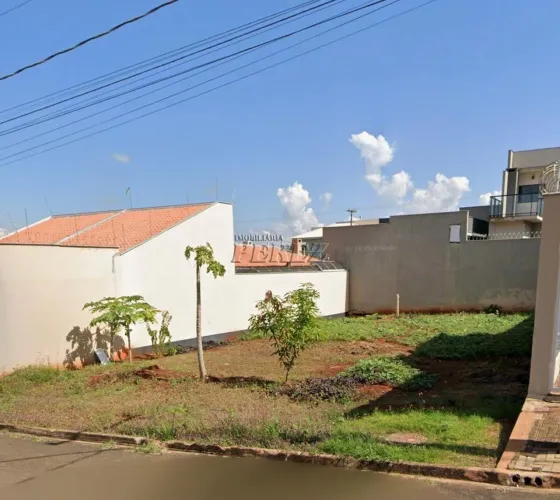 Terreno à venda no Garden Park Residence na região norte de Londrina