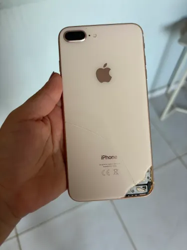 iPhone 8 Plus