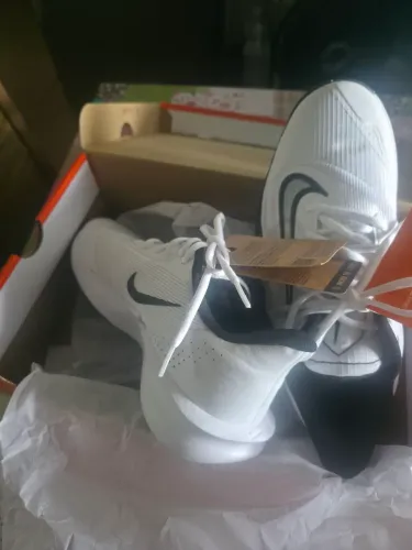 Tenis nike Precision VII.  41