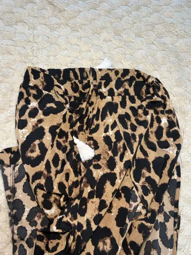 Calça de onça