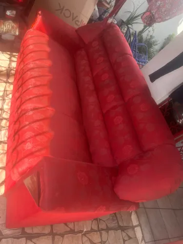 Sofá os dois por 300,00