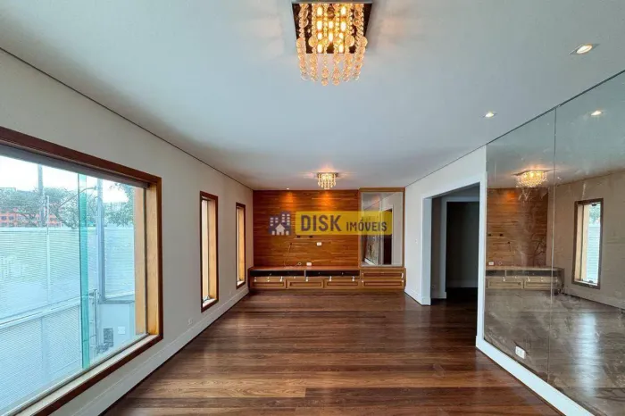 Sobrado com 3 dormitórios, 400 m² - venda por R$ 2.120.000 ou aluguel por R$ 7.930/mês - J
