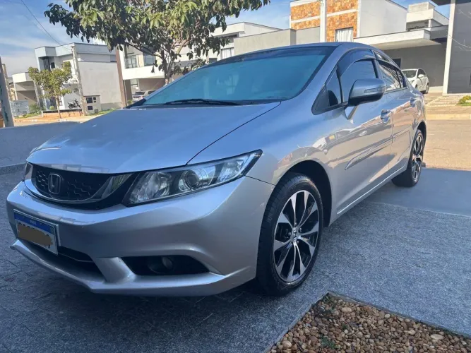 Honda Civic Sedan LXR 2.0 Flexone 16V Aut. 4P 2016