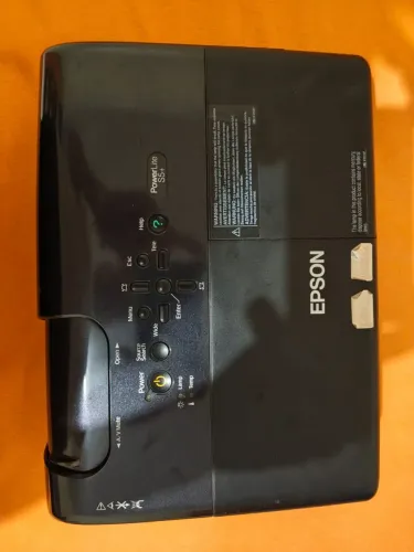 Projetor Epson PowerLite S5+ (3LCD, Bivolt) - Funcionando perfeitamente