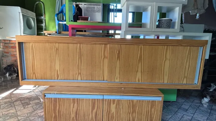 Móvel / Rack com Porta de Correr Sem Rodinha