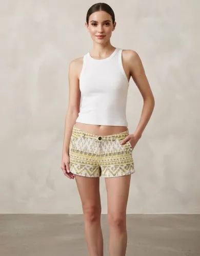 Short juvenil veste 12 / 13  Estampa colorida Zara
