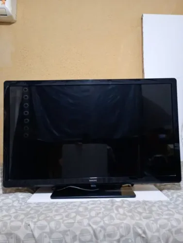 TV 42 POLEGADAS PHILIPS