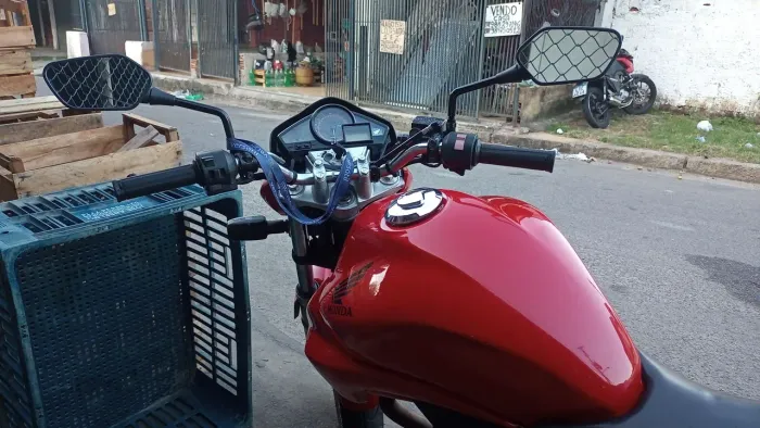 Só chamar se tiver realmente interesse moto de procedência sem multas