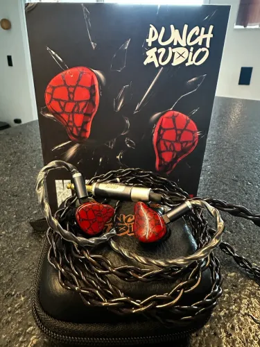 IEM Punch Audio Martilo - Moondrop, Ziigaat, Thieaudio, Xenns