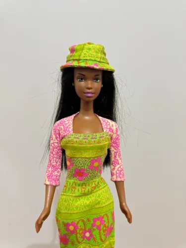 Barbie Christie Flower Power Mattel 2000