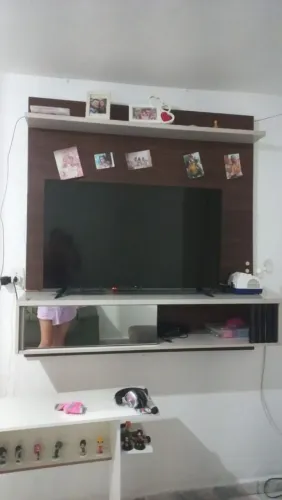 Vende-se armário de cozinha e painel 