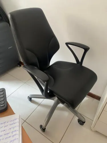 Cadeira De Escritorio Couro Ergonomica