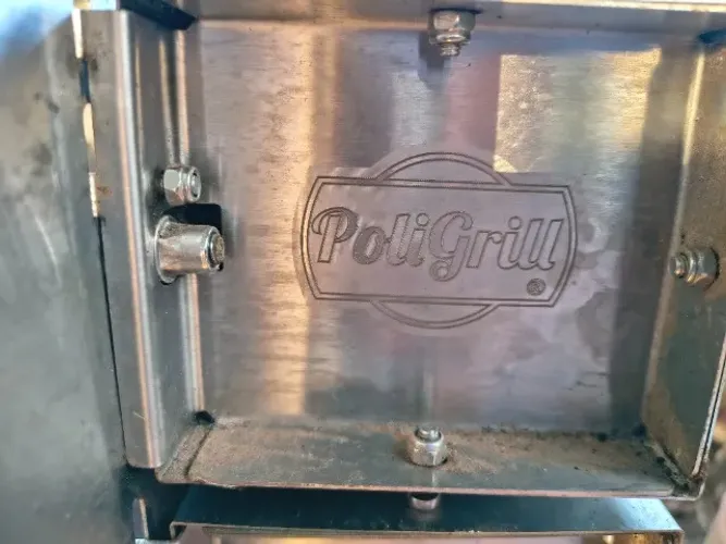 Churrasqueira Espetinho Giratório Inox a Carvão Balcão c 2 Grill Giratório p 19 espetinhos