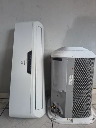 Split inverter Electrolux 12.000 BTUs