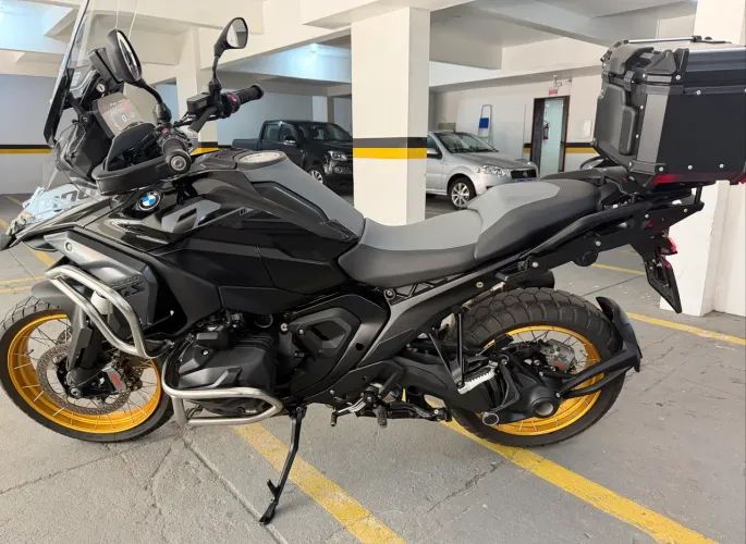 BMW R 1300 GS Triple Black 2024
