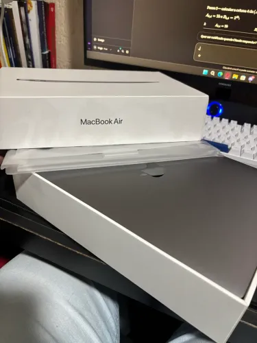 MacBook M1 98% saúde de bateria